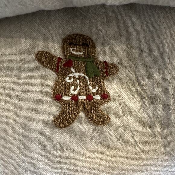 Potterybarn Gingerbread Embroidered Napkins Set of 4 20x20 - Picture 6 of 8